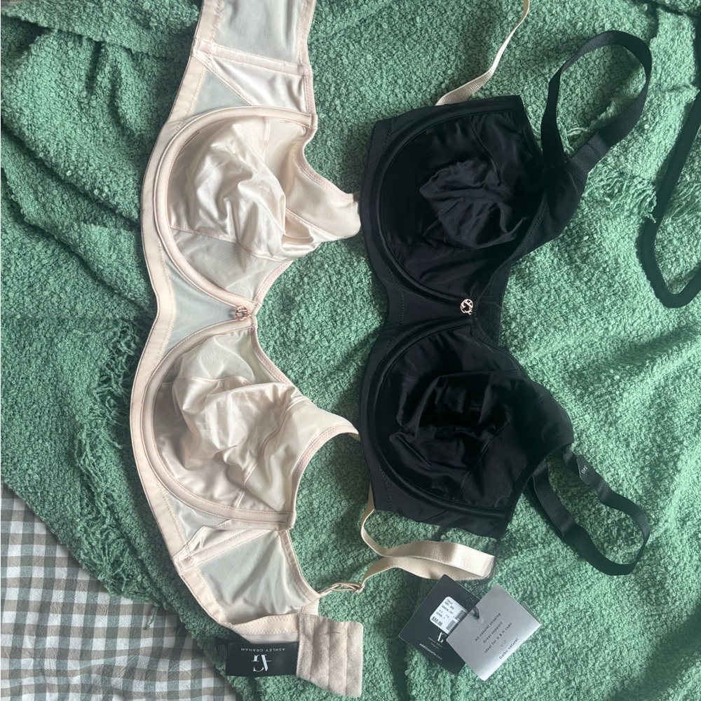 BUNDLE Ashley Graham Black and Cream Bras Intimates Collection